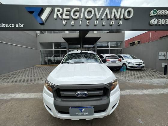 FORD RANGER 2.2 XLS 4X4 CD 16V DIESEL 4P AUTOMÁTICO